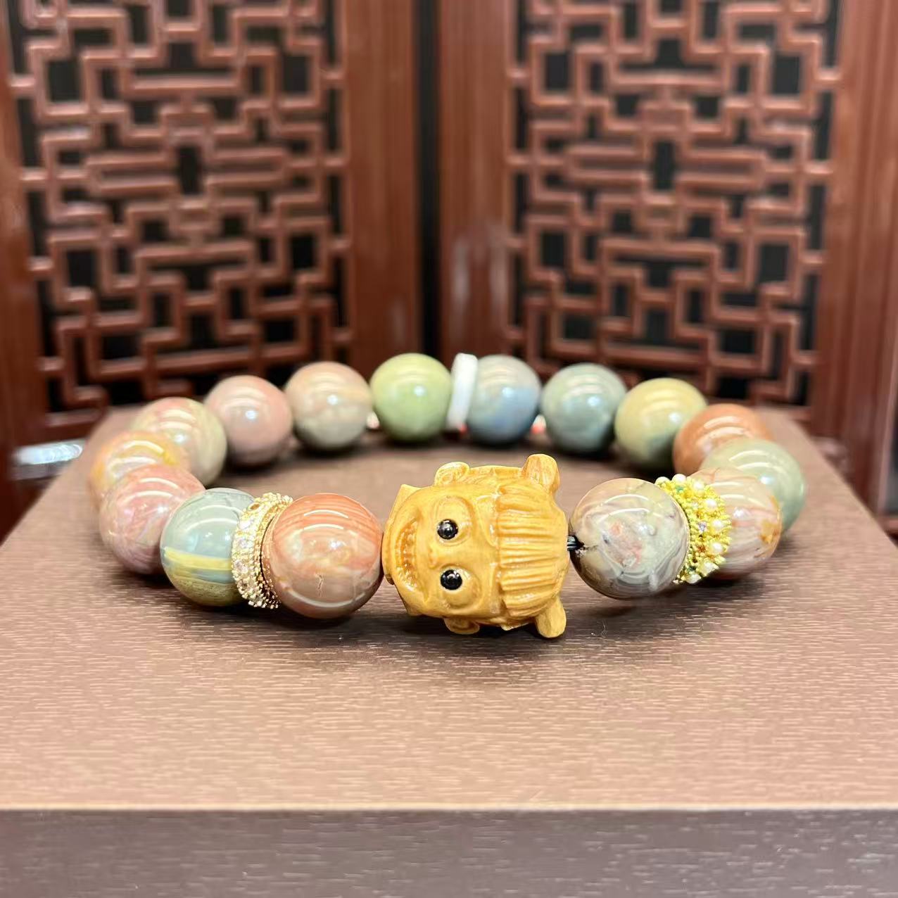 Natural agate bracelet