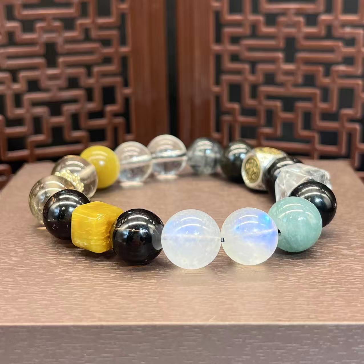 Natural mix material bracelet