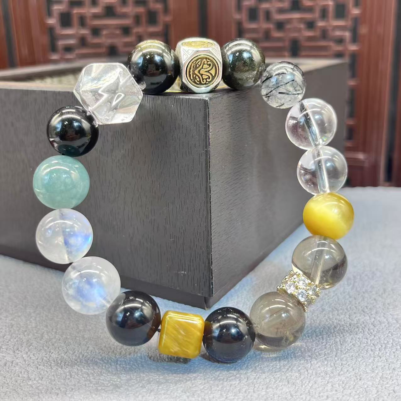 Natural mix material bracelet