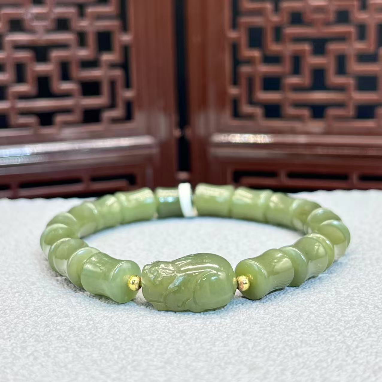 Natural hetian jade bracelet