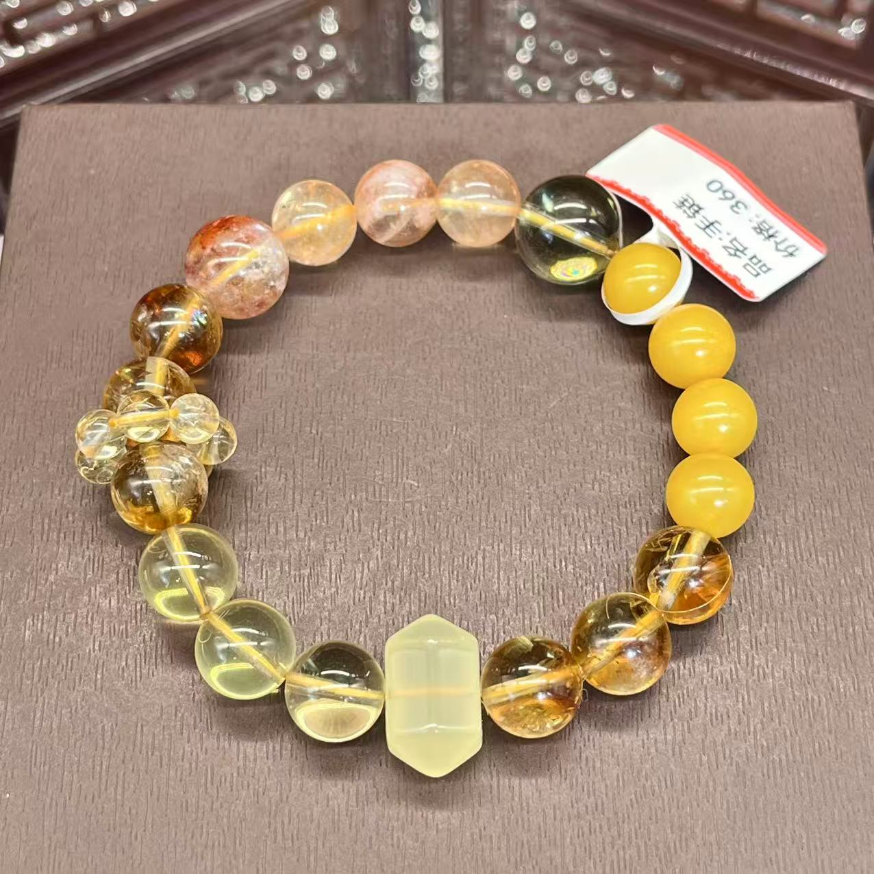 Natural crystal design bracelet