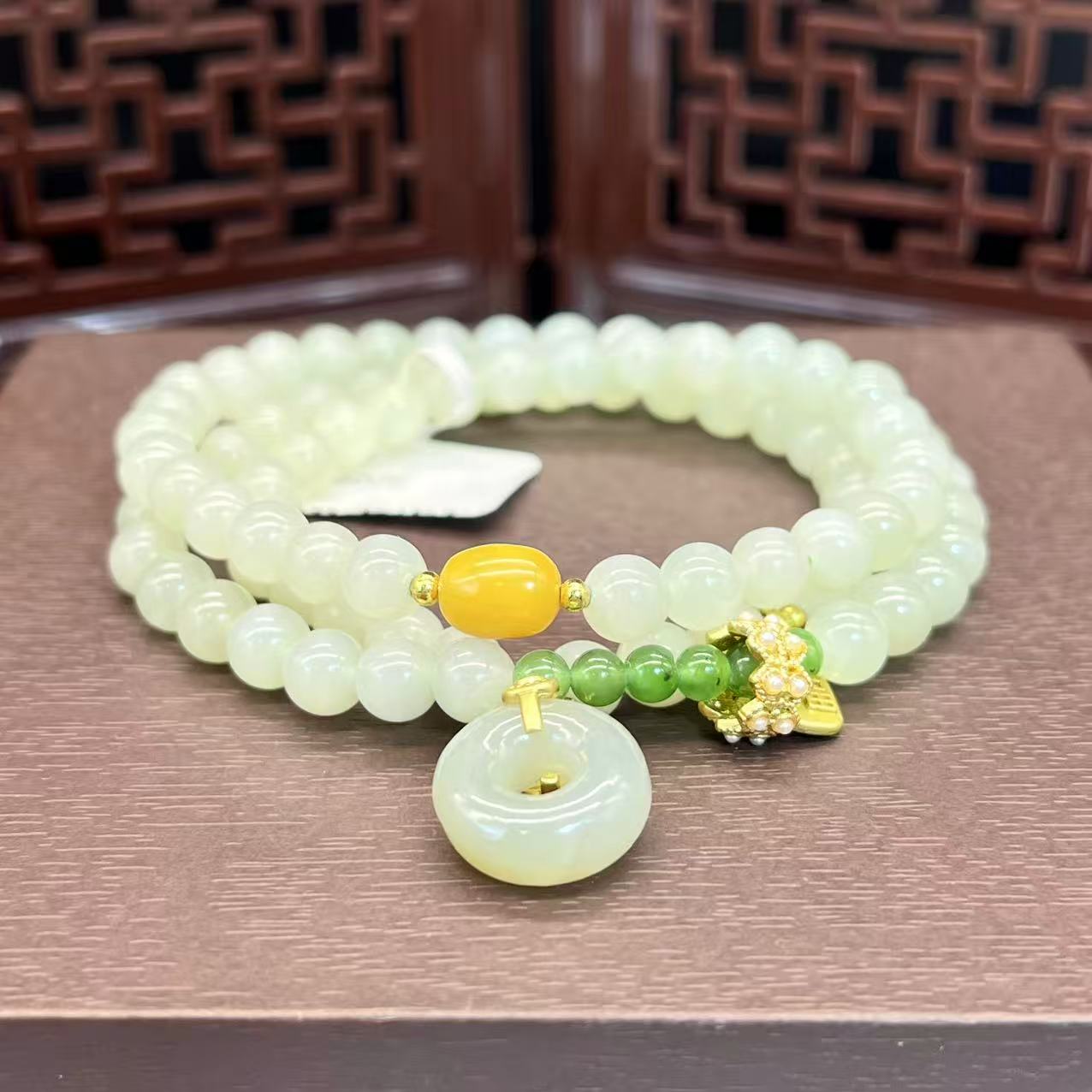 Natural hetian jade design bracelet