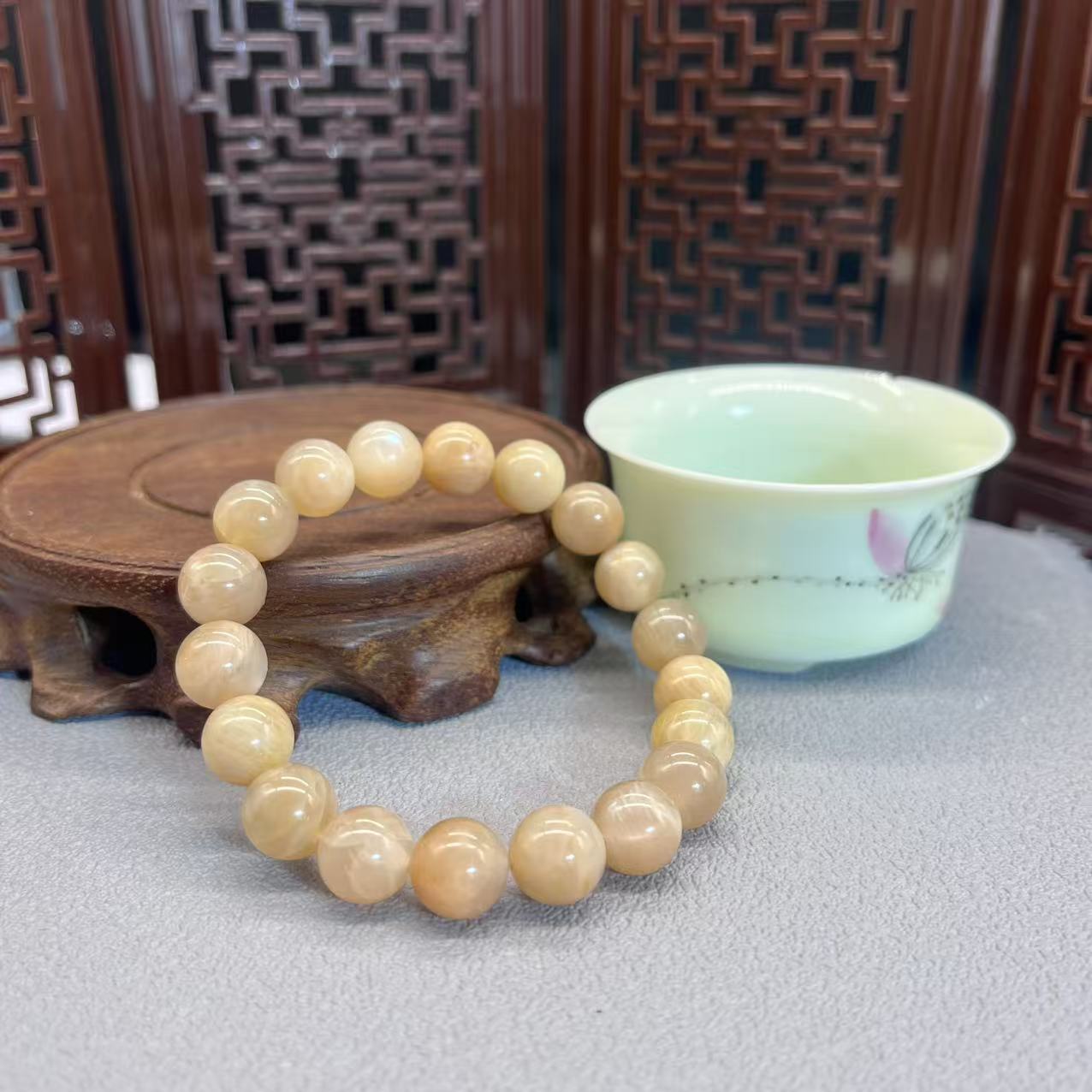 Natural moonstone bracelet