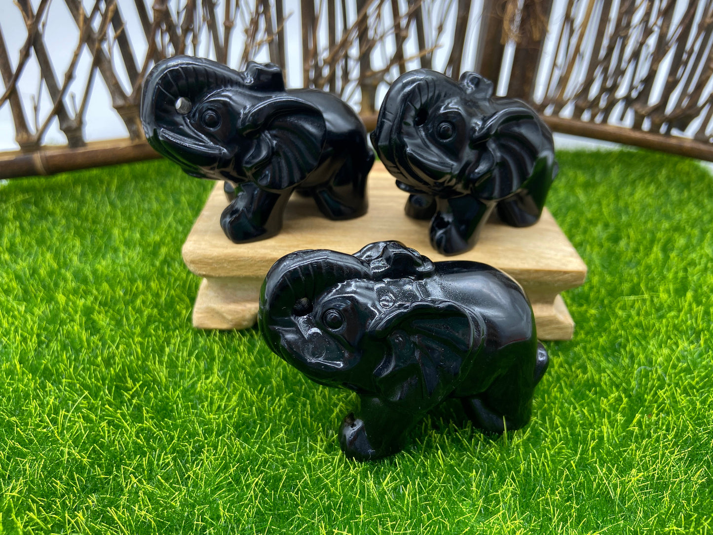 Obsidian elephant