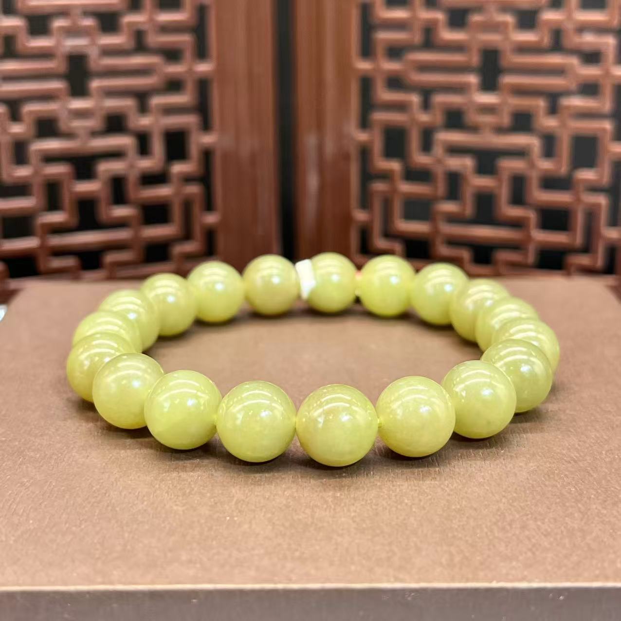 Natural hetian jade bracelet