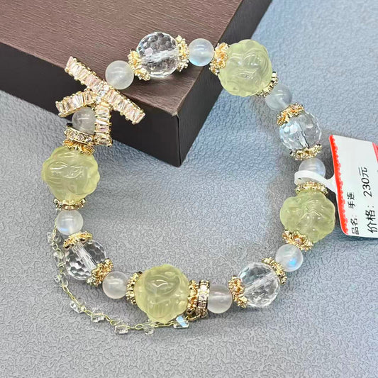 Natural crystal design bracelet