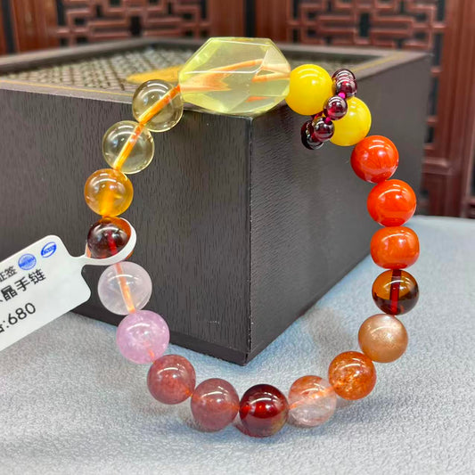 Natural crystal design bracelet