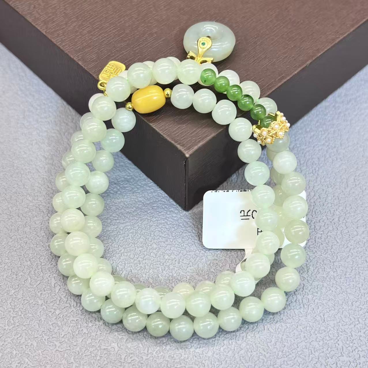 Natural hetian jade design bracelet