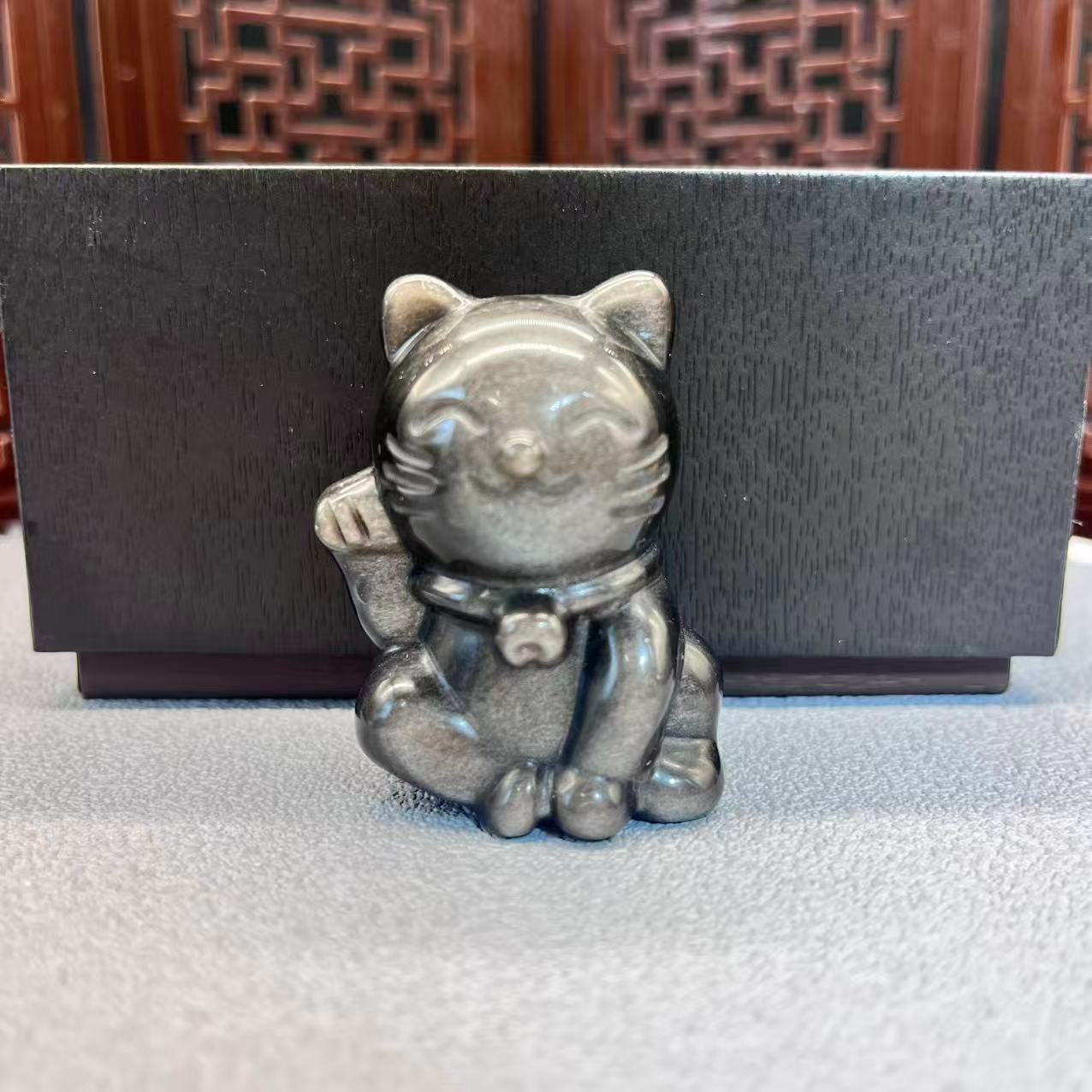 Natural obsidian fortune cat