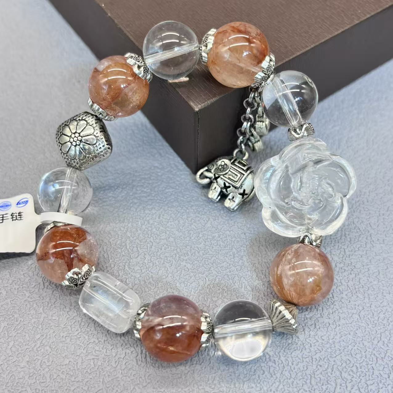 Natural crystal design bracelet