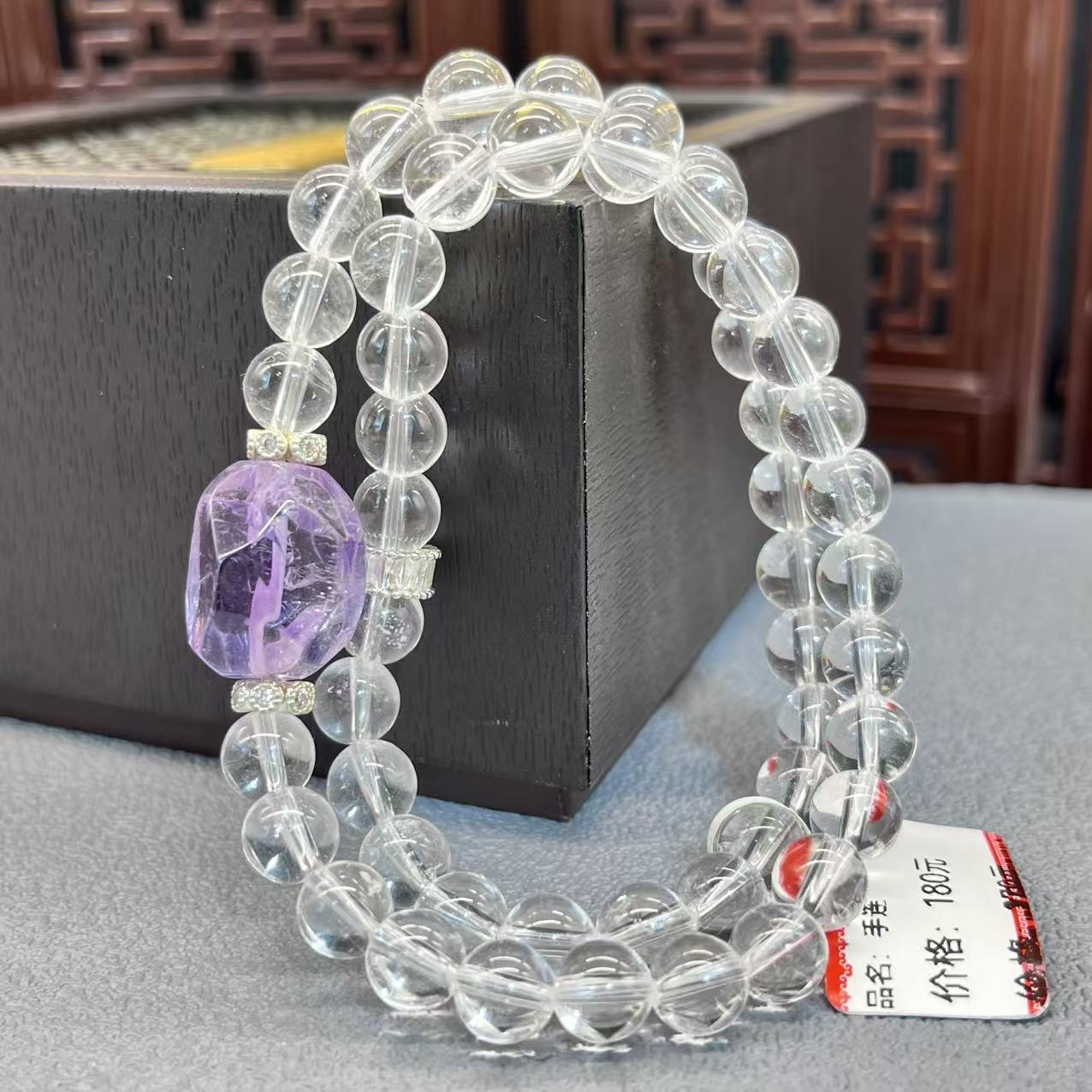 Natural crystal design bracelet
