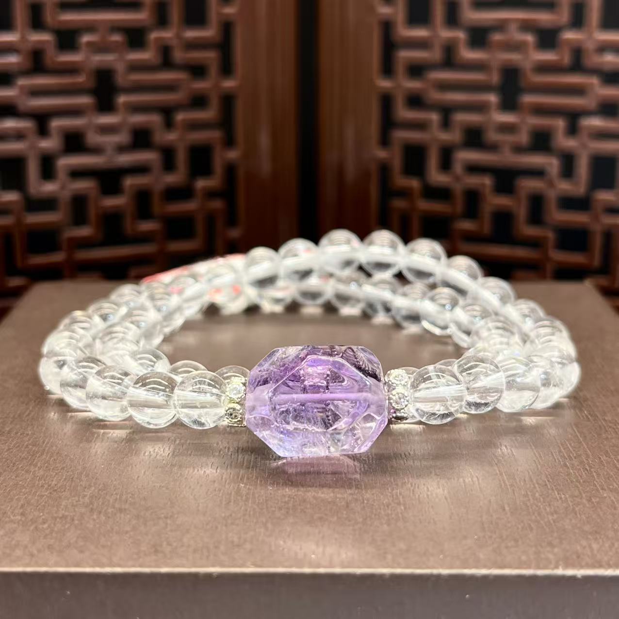 Natural crystal design bracelet