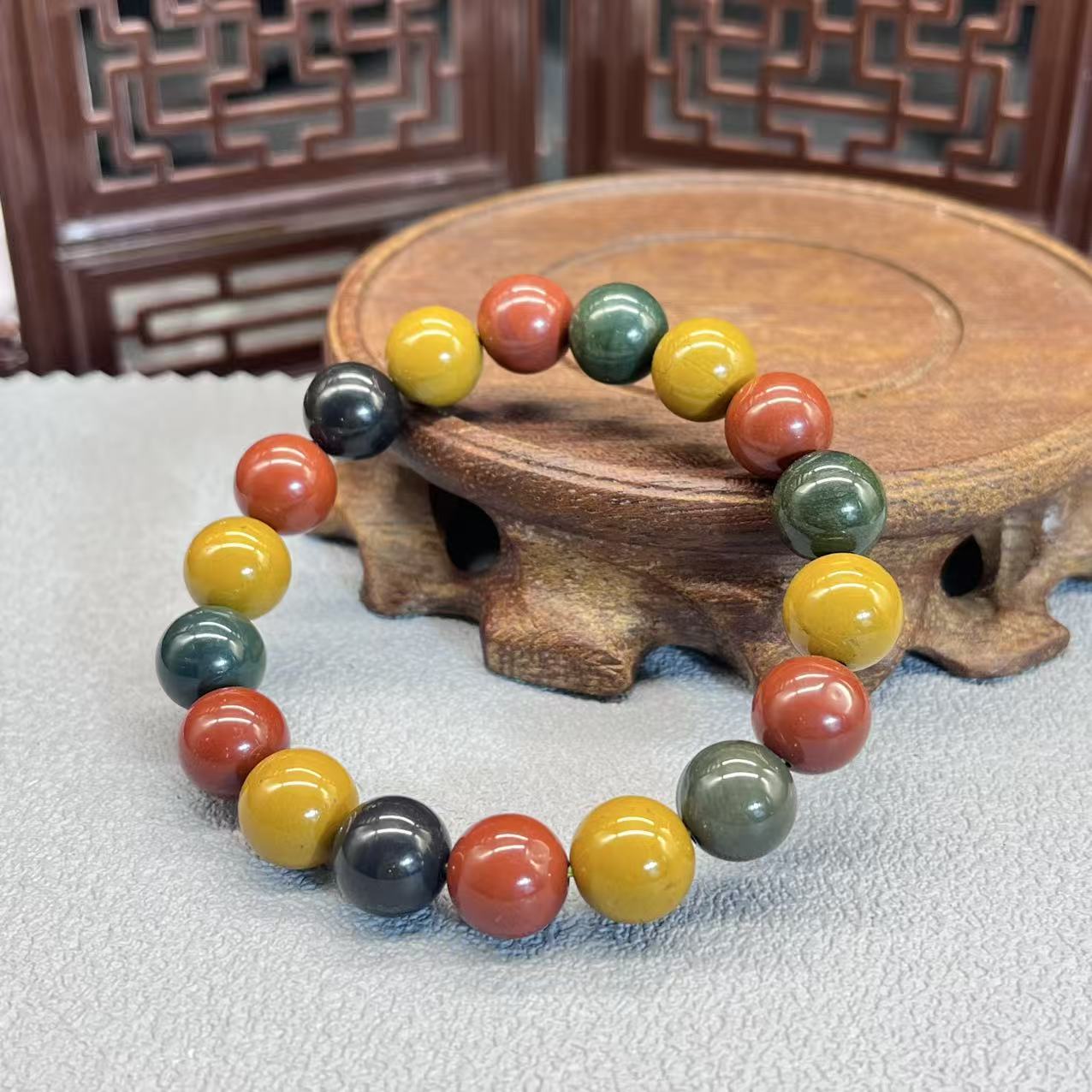 Alashan agate bracelet